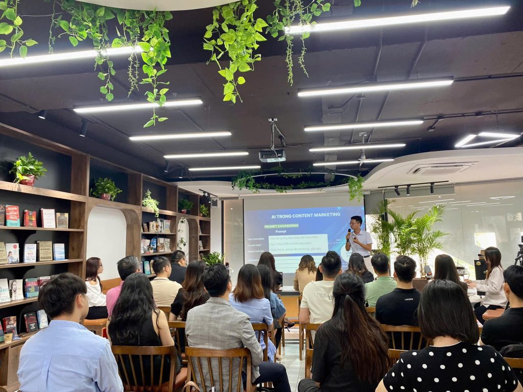 Ưu tiên chọn trung tâm đào tạo AI có kinh nghiệm thực chiến